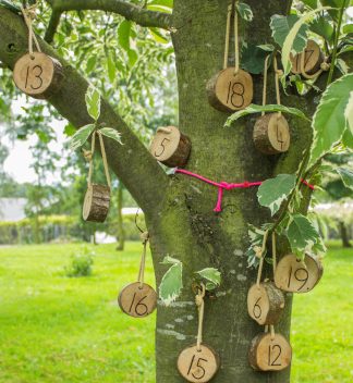 Hängande nummerklossar