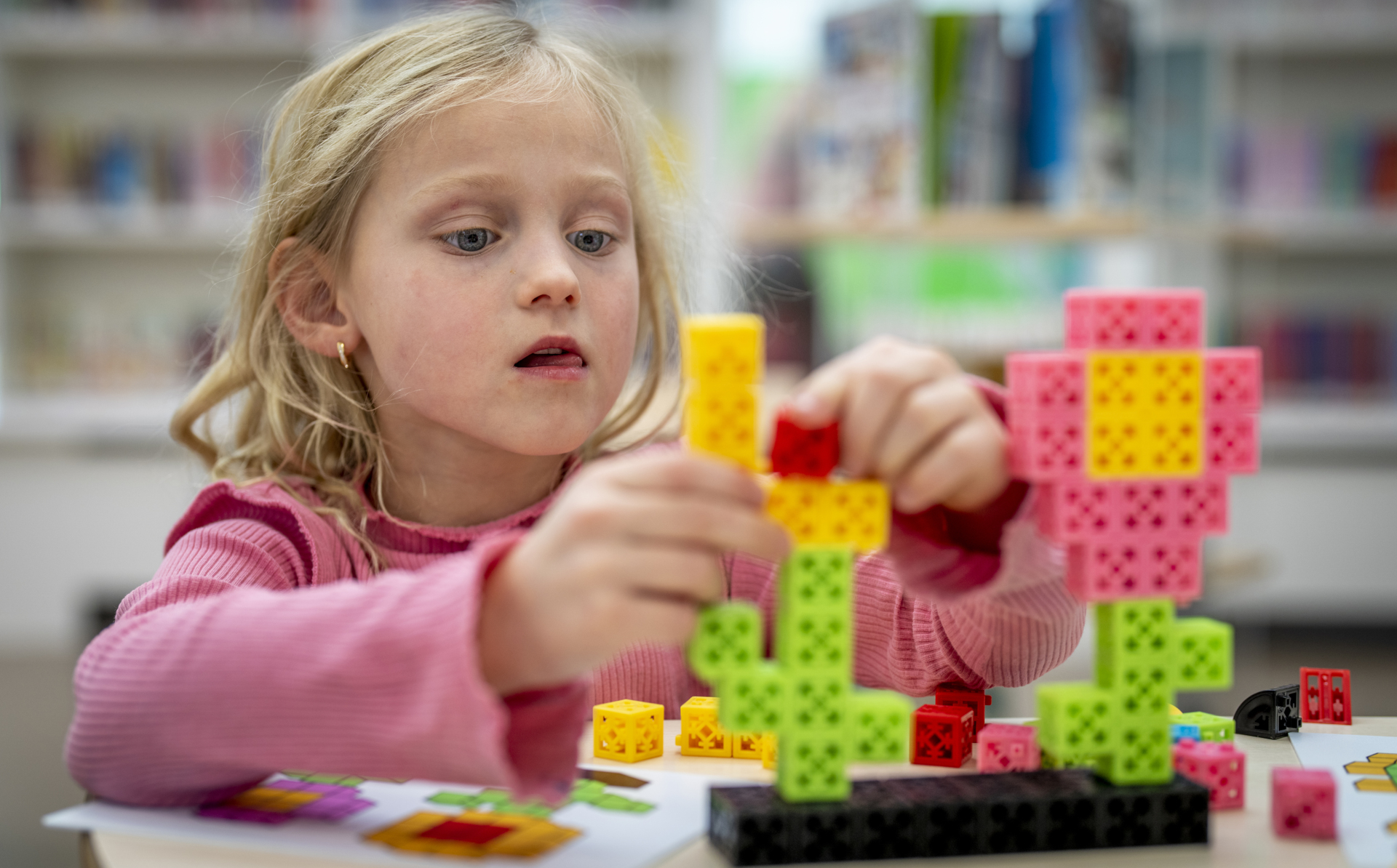 EDUCO Verti-fix bygg från 2D till 3D - Bild 3