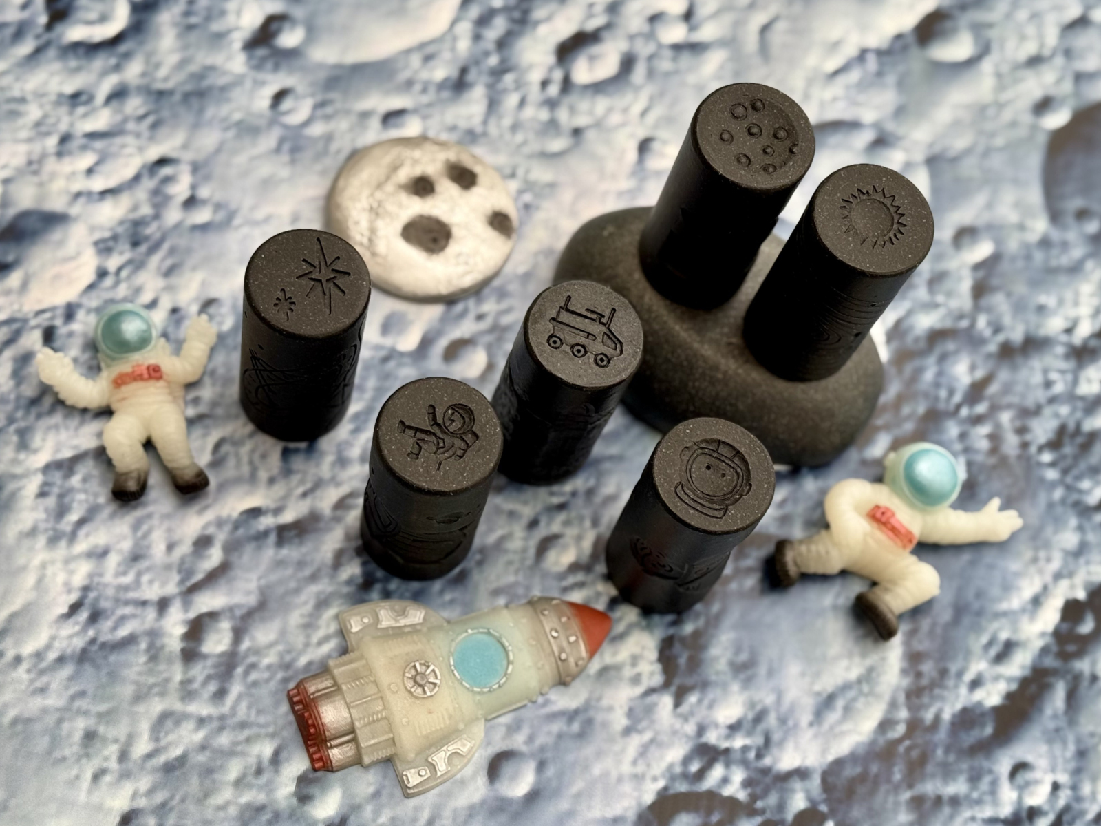 Taktila kreativa sagorullar - Rymden, 6 st